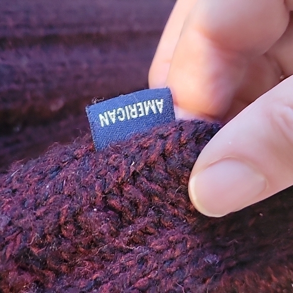 American OUTFITTERS burgundy and black lambswool mock sweater.  Size is XXL - Picture 4 of 6